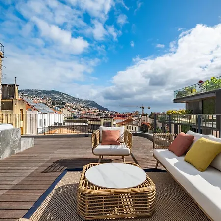 Apartamento Rooftop Jacuzzi Penthouse At Savoy Insular Funchal (Madeira)