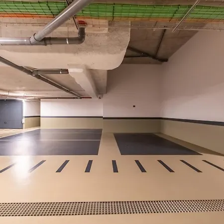 Rooftop Jacuzzi Penthouse At Savoy Insular * Funchal (Madeira)