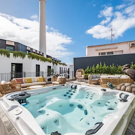 Jacuzzi, Terrace & Infinity Pool At Savoy Insular