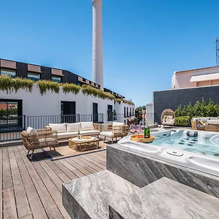 Luxury Rooftop Jacuzzi Penthouse At Savoy Insular *