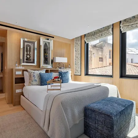 Luxury Rooftop Jacuzzi Penthouse At Savoy Insular Apartment