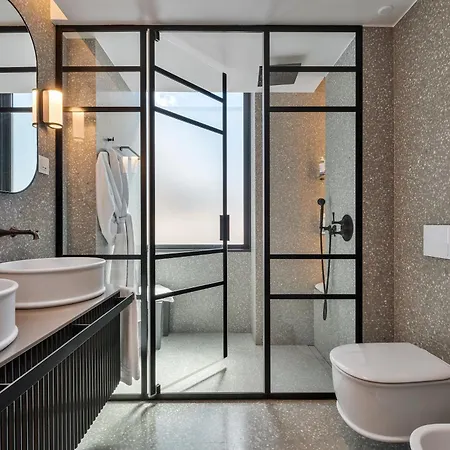 Apartment Luxury Rooftop Jacuzzi Penthouse At Savoy Insular Funchal (Madeira)