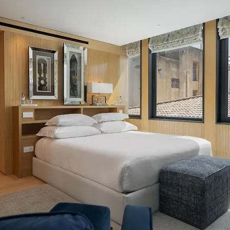 Luxury Rooftop Jacuzzi Penthouse At Savoy Insular *