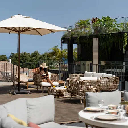 Luxury Rooftop Jacuzzi Penthouse At Savoy Insular Funchal (Madeira)