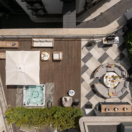 Luxury Rooftop Jacuzzi Penthouse At Savoy Insular * Funchal (Madeira)