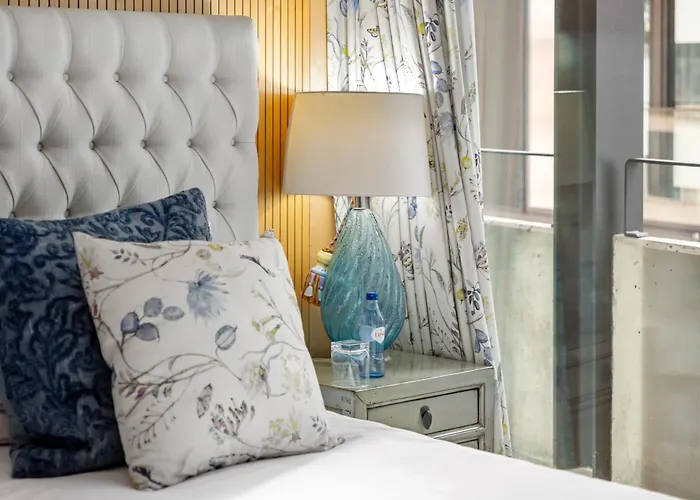 Rooftop Jacuzzi Penthouse At Savoy Insular