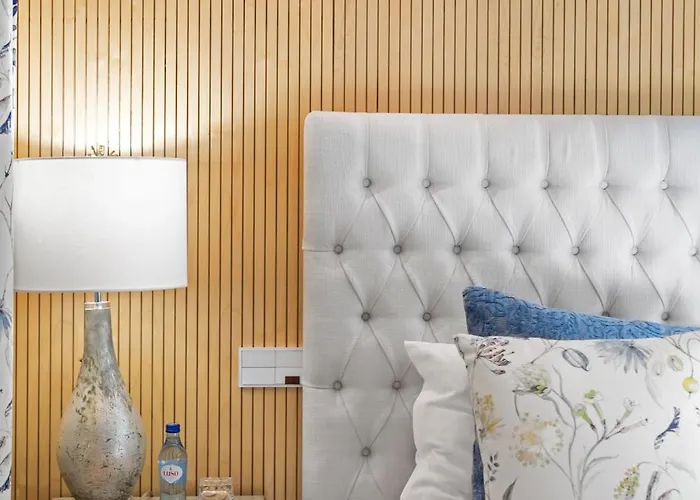 Rooftop Jacuzzi Penthouse At Savoy Insular * Funchal