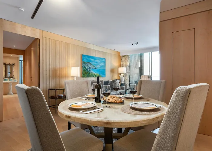 Rooftop Jacuzzi Penthouse At Savoy Insular *