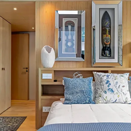 Διαμέρισμα Rooftop Jacuzzi Penthouse At Savoy Insular *