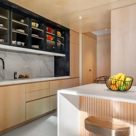 Rooftop Jacuzzi Penthouse At Savoy Insular * Φουνκάλ